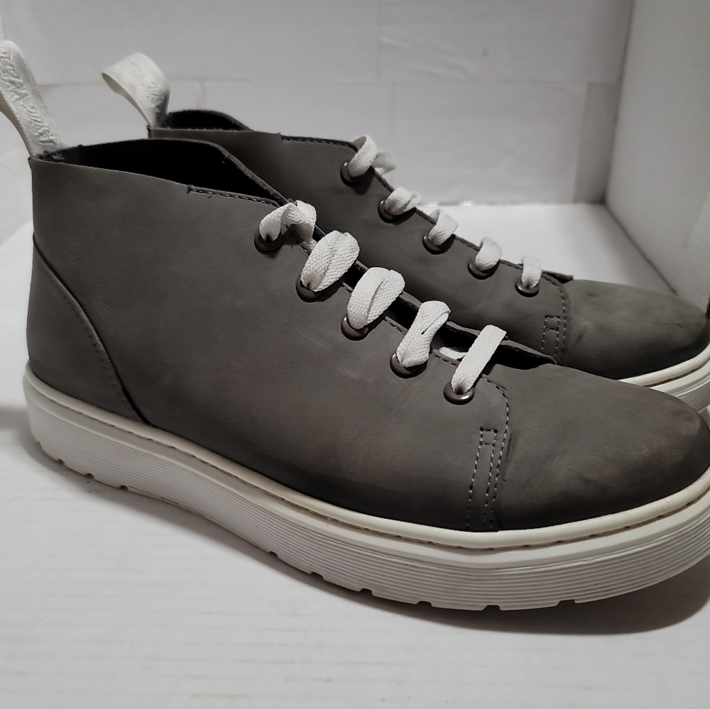 Dr. Martens Baynes Chukka Boots Men's 10 Gray Nubuck Leather 5-hole